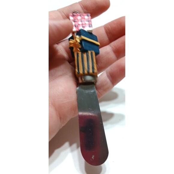 CKAO Santa’s Sack 4 Christmas Themed Cheese Knives Acorns Tree Presents Lantern - Picture 4 of 13